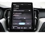 Volvo XC60 T6 Plug-in hybrid AWD Ultra Black Edition | Luchtvering | Trekhaak | Panoramadak | Verwarmbare voorstoelen, achterbank en  stuurwiel | Head-up display | Premium audio by Harman Kardon | Apple carplay/Android auto