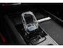Volvo XC60 T6 Plug-in hybrid AWD Ultra Black Edition | Luchtvering | Trekhaak | Panoramadak | Verwarmbare voorstoelen, achterbank en  stuurwiel | Head-up display | Premium audio by Harman Kardon | Apple carplay/Android auto