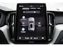 Volvo XC60 T6 Plug-in hybrid AWD Ultra Black Edition | Luchtvering | Trekhaak | Panoramadak | Verwarmbare voorstoelen, achterbank en  stuurwiel | Head-up display | Premium audio by Harman Kardon | Apple carplay/Android auto