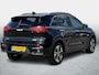 Kia Niro EV e-Niro DynamicPlusLine 64 kWh SOH 94,1% | Trekhaak | Schuif-Kanteldak | Adaptive Cruise | 3-Fase 11kW | Stoel- & Stuurverwarming | LED | Camera | Keyless | Lane Assist | Apple CarPlay | 1e Eigenaar | Dealeronderhouden |