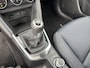 Mazda 2 1.5 Skyactiv-G Luxury , I-Activesense Pakket, Navi, Apple Carplay, Camera, PDC, HUD, Clima. All Season, LMV 16 Inch, Stuur/Stoelverwarming