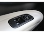 Fiat 500e La Prima 42 kWh | SOH 94,50% | Leder | Panorama dak | Parkeersensoren | Camera | BLIS