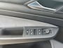 Volkswagen Golf 1.5 TSI R-Line Business+