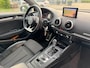 Audi A3 Limousine 1.5 TFSI CoD 2x S-Line AUTOMAAT, Xenon-led