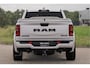 Dodge Ram HUD | 420PK | LUCHTVERING | PANO | PASSAGIERSSCHERM | BOM EN BOM VOL | Comfortabele Dubbele Cabine met Royale 5 Zitplaatsen | DODGE RAM PREMIUM LARAMIE EDITION | Voorraad Nr 2230 - 8765 | De specialist in Amerikaanse pick‑ups in Nederland en Europa.