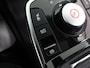 Kia Niro EV e-Niro ExecutiveLine 64 kWh | SOH 97,1% | Panoramadak | Elek. Stoelen met Geheugen | Stoelverwarming voor/achter | Navigatie | Parkeercamera | DAB | Stuurverwarming | Cruise Control Adaptief | Apple Carplay/Android Auto |