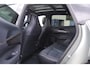 Lynk & Co 08 350PK Automaat More / 200km elektrisch / Stoelventilatie / Massage / Adaptieve cruise control / Panoramadak / Stoelverwarming / Harman Kardon audio / Apple carplay / Parkeersensoren met 360 camera / Elektrische stoelen / BLIS