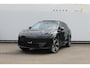 Lynk & Co 08 350PK Automaat More / 200km elektrisch / Stoelventilatie / Massage / Adaptieve cruise control / Panoramadak / Stoelverwarming / Harman Kardon audio / Apple carplay / Parkeersensoren met 360 camera / Elektrische stoelen / BLIS