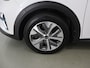Kia Niro EV e-Niro ExecutiveLine 64 kWh | Schuif/kanteldak | Lederen Interieur | Navigatie | El.verstelbare stoel + Geheugen | Camera | DAB | Apple CarPlay/Android Auto | Stoel/stuurverwarming | Stoelkoeling | Adaptieve Cruise Control | JBL Audio |