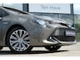 Toyota Corolla 1.8 Hybrid Dynamic Automaat | Apple Carplay / Android auto | Stoelverwarming | 7 inch digitaal instrumentenpaneel | Regensensor | Automatisch dimmende binnenspiegel | Schakelflippers achter stuur (al