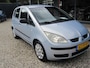 Mitsubishi Colt 1.3 Invite zeer mooi met trekhaak apk nieuw 23-09-2027