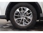 Toyota RAV4 2.5 HYBRID DYNAMIC KEYLESS EL-ACHTERKLEP STOELVERW. TREKHAAK 18"LM-VELGEN SENSOREN V+A NAVI AD-CRUISE