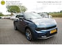 Lynk & Co 01 1.5 261PK! ORIGINEEL NEDERLANDS DEALER ONDERHOUDEN! ZWARTE HEMEL 360CAMERA 6,6KWH LADER PANORAMADAK FULL LED 20INCH ADAPTIEVE CRUISE ANDROID/APPLECARPLAY NAVI STOELVERWARMING PDC V+A ENZ...