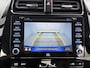 Toyota Prius 1.8 Executive | Zwart lederen bekleding | JBL | Head-Up Display | Dodehoek detectie | Parkeersensoren voor+achter met assistent | Navigatie | Climate Control | Cruise Control Adaptive |