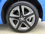 Toyota Prius 1.8 Executive | Zwart lederen bekleding | JBL | Head-Up Display | Dodehoek detectie | Parkeersensoren voor+achter met assistent | Navigatie | Climate Control | Cruise Control Adaptive |