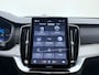 Volvo XC90 T8 Plug-in hybrid AWD Ultra Black Edition / Luchtvering / B&W audio / Geventileerd leder / Trekhaak / 21inch / Google navigatie / Schuif-kanteldak.