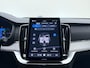 Volvo XC90 T8 Plug-in hybrid AWD Ultra Black Edition / Luchtvering / B&W audio / Geventileerd leder / Trekhaak / 21inch / Google navigatie / Schuif-kanteldak.