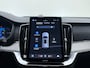 Volvo XC90 T8 Plug-in hybrid AWD Ultra Black Edition / Luchtvering / B&W audio / Geventileerd leder / Trekhaak / 21inch / Google navigatie / Schuif-kanteldak.