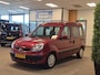 Renault Kangoo Rolstoelauto 3+1 Incl draaistoel (airco)