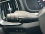 Volvo V60 2.0 T8 Plug-in hybrid AWD Plus Dark | Panoramadak | Trekhaak | HUD | Harman/Kardon |