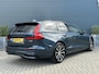 Volvo V60 2.0 T8 Plug-in hybrid AWD Plus Dark | Panoramadak | Trekhaak | HUD | Harman/Kardon |
