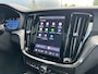 Volvo V60 2.0 T8 Plug-in hybrid AWD Plus Dark | Panoramadak | Trekhaak | HUD | Harman/Kardon |