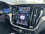 Volvo V60 2.0 T8 Plug-in hybrid AWD Plus Dark | Panoramadak | Trekhaak | HUD | Harman/Kardon |