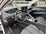 Peugeot 3008 1.6 HYBRID ALLURE