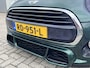 MINI Cooper Cabrio 1.5 136 pk Automaat JCW Navigatie Head-Up Display Harman Kardon Audio Sportstoelen leder Stoelverwarming Led Koplampen 18 Inch Velgen Parkeersensoren NL Auto John Cooper Works Pakket