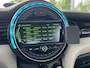 MINI Cooper Cabrio 1.5 136 pk Automaat JCW Navigatie Head-Up Display Harman Kardon Audio Sportstoelen leder Stoelverwarming Led Koplampen 18 Inch Velgen Parkeersensoren NL Auto John Cooper Works Pakket