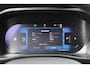 Volvo XC40 B4 Plus Dark | Trekhaak | Verwarmbare voorstoelen en voorruit | Premium audio by Harman Kardon | Apple carplay/Android auto | Adaptieve cruise control