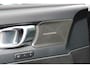 Volvo XC40 B4 Plus Dark | Trekhaak | Verwarmbare voorstoelen en voorruit | Premium audio by Harman Kardon | Apple carplay/Android auto | Adaptieve cruise control