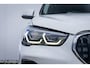 BMW X1 XDRIVE25E Plug in Hyb Executive Panoramadak | Elektrische kofferbak | Voorruitverwarming | Cruise control | Pdc | Dab