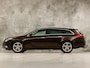 Opel Insignia 1.6 T Innovation Sport 179Pk (NAVIGATIE, CLIMATE, STOELVERWARMING, GETINT GLAS, SPORTSTOELEN, TREKHAAK, CRUISE, NIEUWSTAAT)