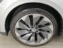 Skoda Enyaq iV 60 180pk | SOH 93% | Panoramadak | Warmtepomp| Assistentie | Climate | Comfort Plus | Parkeer| Stuurverwarming |21"