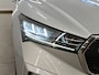 Skoda Enyaq iV 60 180pk | SOH 93% | Panoramadak | Warmtepomp| Assistentie | Climate | Comfort Plus | Parkeer| Stuurverwarming |21"