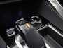Peugeot 5008 1.2 PureTech Allure Sport Automaat (PANORAMADAK, APPLE CARPLAY, LEDER, STOELVERWARMING, 360 CAMERA, DRIVE SELECT, KEYLESS, GETINT GLAS, NIEUWSTAAT)