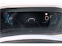 Peugeot e-2008 EV GT 50kWh 3-Fase SOH 90% Panorama Leer