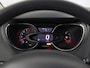 Renault Captur 0.9 TCe Sport (NAVIGATIE, CAMERA, CRUISE, SPORTSTOELEN, GETINT GLAS, LM VELGEN, NIEUWSTAAT)