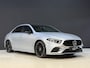 Mercedes-Benz A-klasse 220 4MATIC Premium | Panoramadak | Sfeerverlichting | Camera