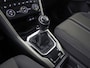 Volkswagen T-Roc 1.0 TSI Sport (PANORAMADAK, VIRTUAL COCKPIT, APPLE CARPLAY, GROOT NAVI, CAMERA, STOELVERWARMING, SPORTSTOELEN, GETINT GLAS, LED KOPLAMPEN, ADAPTIVE CRUISE, NIEUWSTAAT)