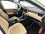 Toyota RAV4 2.5 Hybrid AWD Executive Premium Pack | Panorama Schuif/kanteldak | JBL | 360 camera + camerabeeld in binnenspiegel | stoel ventilatie | Stoel+stuurverwarming + achterbank | Memory seat | Bruin Leder | draadloze telefoonlader |
