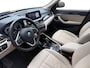 BMW X1 sDrive18i Business Edition Plus | Trekhaak | Leder | Navi | Stoelverwarming | Head-Up Display | Ambient Lighting | NL AUTO | Cruise Control | Climate Control | 12 maanden Bovag garantie |
