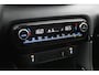 Toyota Yaris 1.5 Hybrid Executive | Leder Stof bekleding | Navigatie | Panoramadak | Stoelverwarming |