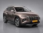 Hyundai Tucson 1.6 T-GDI PHEV Premium 4WD | 1Ste Eigenaar | Cruise Control Adaptief | 360 Graden Camera | stoel verwarming/verkoeling | Stuur Verwarming | Elektrische Stoelen Met Geheugen Functie |