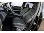 Lynk & Co 01 1.5 More | PHEV | Panoramadak | Elektrische Achterklep | Infinity Audio | 360 Graden Camera | Apple Carplay | Android Auto | Elektrisch Verstelbare Bestuurdersstoel | Stoelverwarming | LED Koplampen Adaptief | Trekhaak |