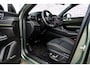 Lynk & Co 01 1.5 Plug-in Hybrid More | PHEV | Trekhaak | Two-Tone | Panoramadak | Infinity by Harman Audio | 360 Graden Camera | Parkeersensoren | Lichtmetalen Velgen 20 inch | Keyless Entry | Elektrische Achterklep | LED Koplampen Adaptief | Privacy Glas | Stoelverwarming | Cruise Control Adaptief | Dodehoekdetectie Navigatie | Apple Carplay | Android Auto