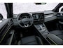 Lynk & Co 01 1.5 Plug-in Hybrid More | PHEV | Trekhaak | Two-Tone | Panoramadak | Infinity by Harman Audio | 360 Graden Camera | Parkeersensoren | Lichtmetalen Velgen 20 inch | Keyless Entry | Elektrische Achterklep | LED Koplampen Adaptief | Privacy Glas | Stoelverwarming | Cruise Control Adaptief | Dodehoekdetectie Navigatie | Apple Carplay | Android Auto