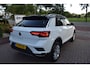 Volkswagen T-Roc 1.5 TSI Sport AUTOM/ADAP CRUISE/AIRCO-ECC/NAVI/CARPLAY/XENON/NL-AUTO/BLUETOOTH/PDC A+V/LMW 17 INCH/USB