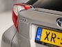 Toyota C-HR / C-HR+ 1.8 Hybrid Sport Automaat (NAVIGATIE, CAMERA, STUUR/STOELVERWARMING, GETINT GLAS, SPORTSTOELEN, ADAPTIVE CRUISE, KEYLESS, NIEUWSTAAT)